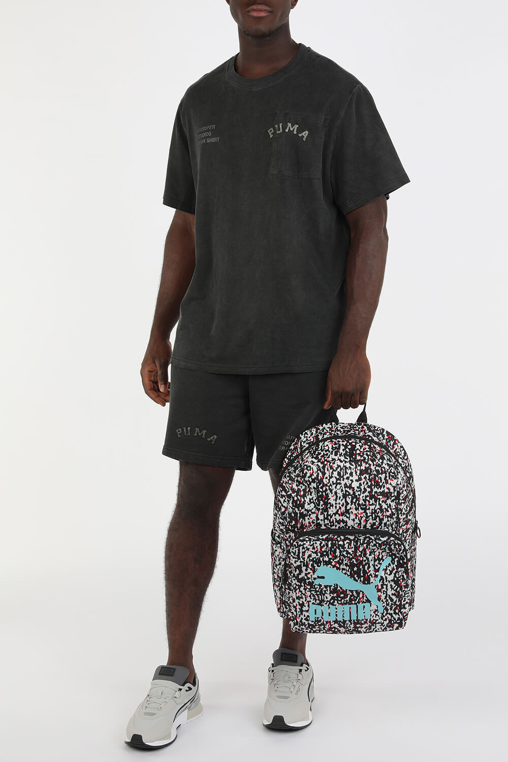 תמונת דוגמן קידמית של Originals Urban Backpack in Multi Color