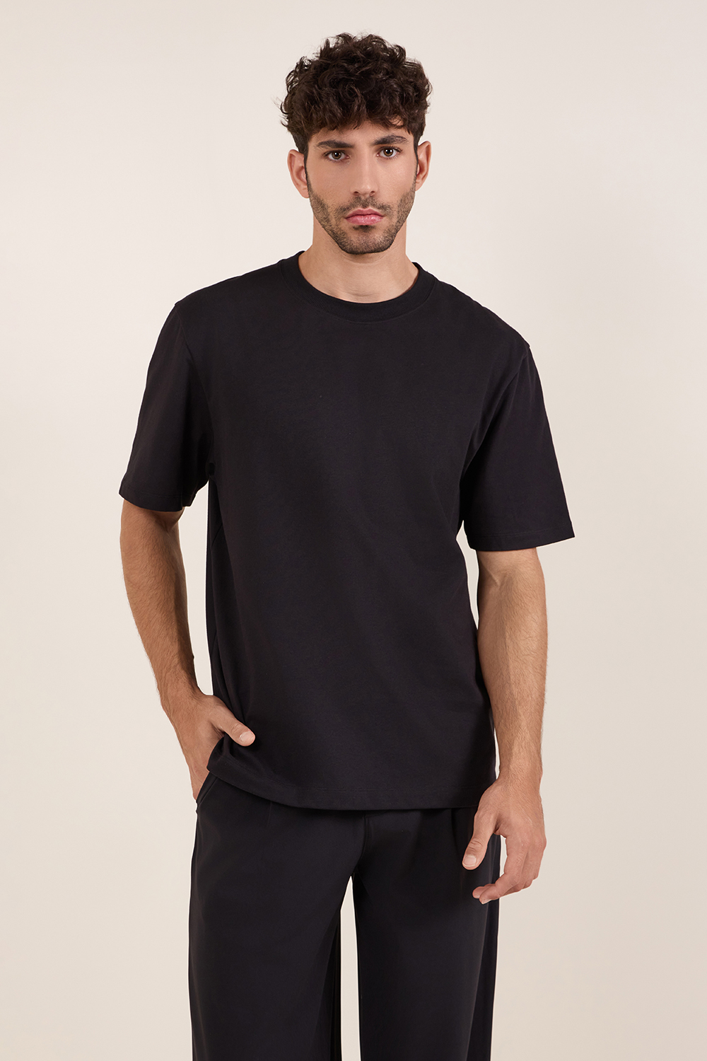 תמונת דוגמן קידמית של Heavyweight Cotton Jersey T-Shirt