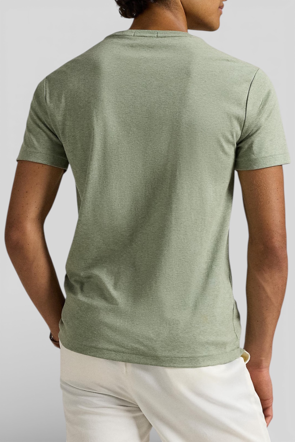 תמונת דוגמן אחורית של חולצת טי