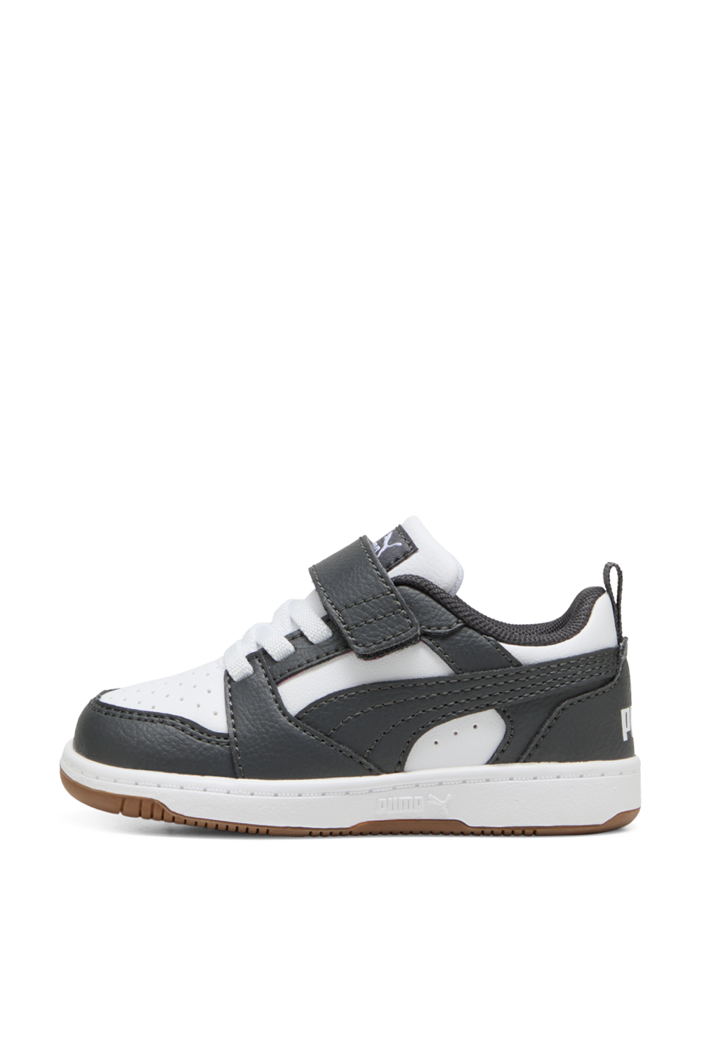 תמונה אחורית של נעלי סניקרס