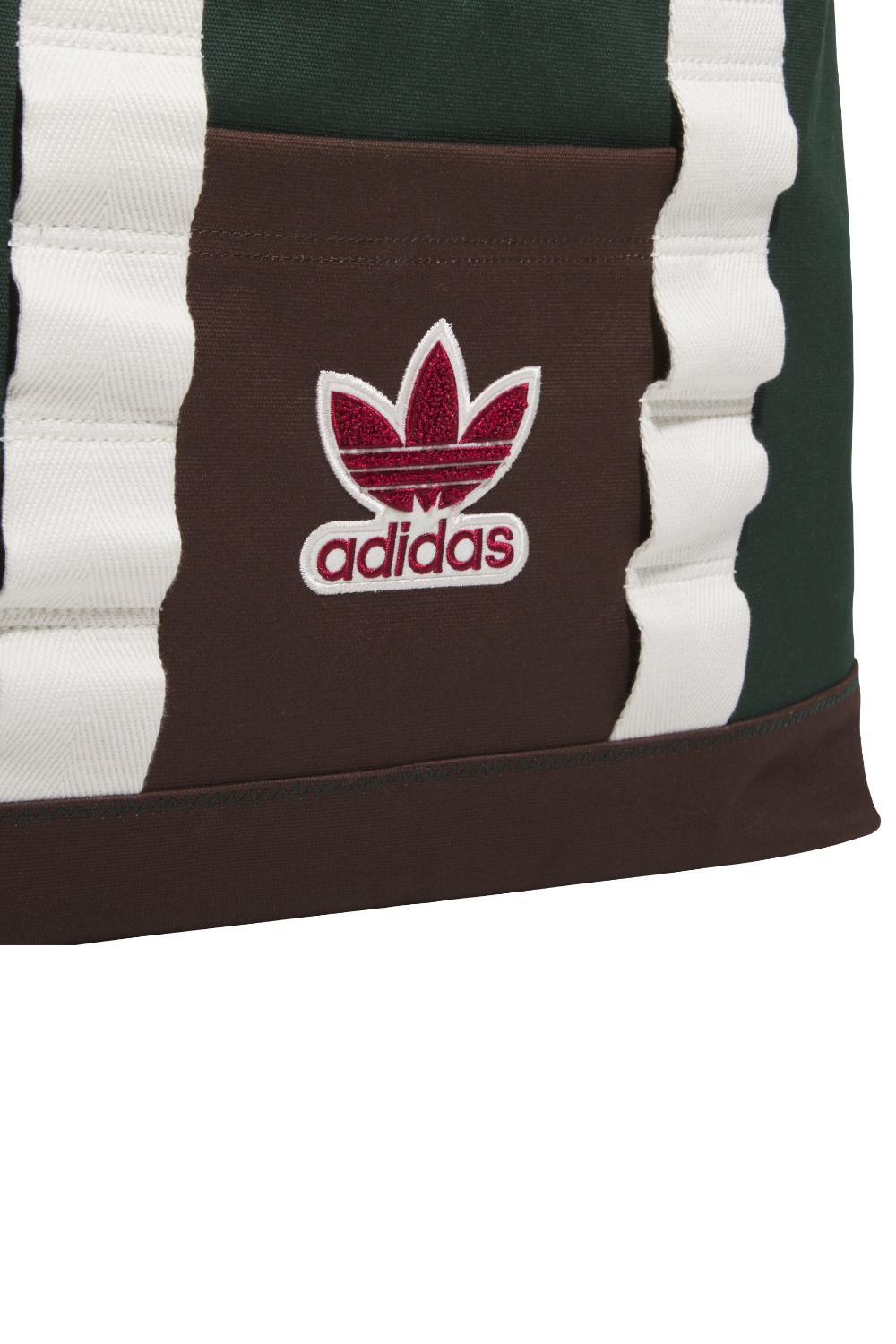 תמונת פנים של תיק אדידס X קלוט