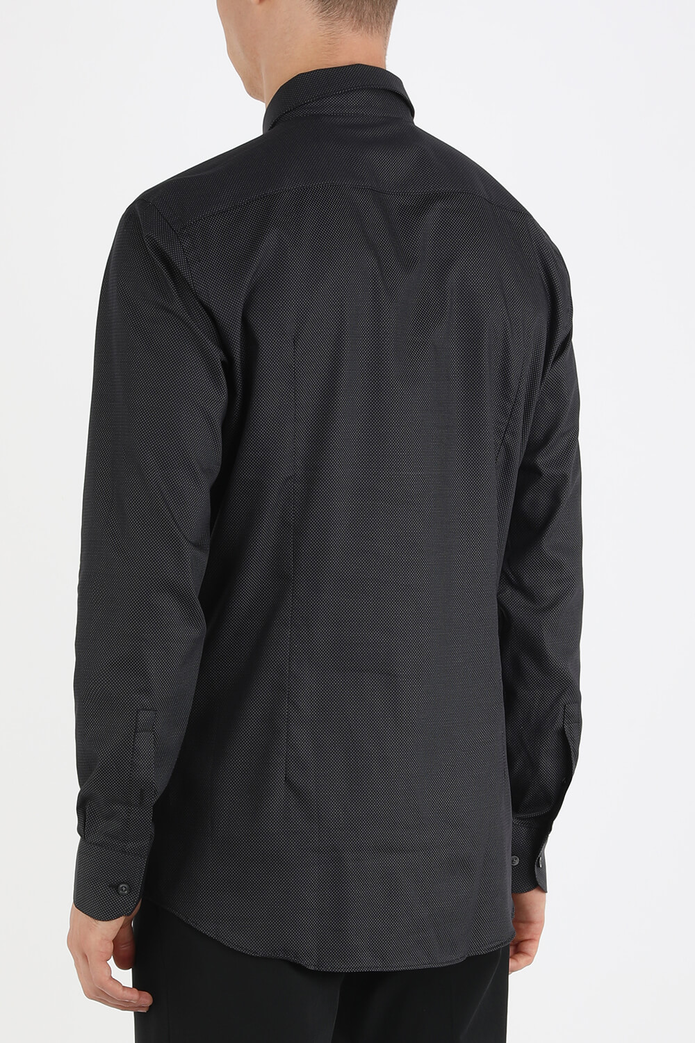 תמונת דוגמן אחורית של Slim Fit Micro Dot Shirt in Black