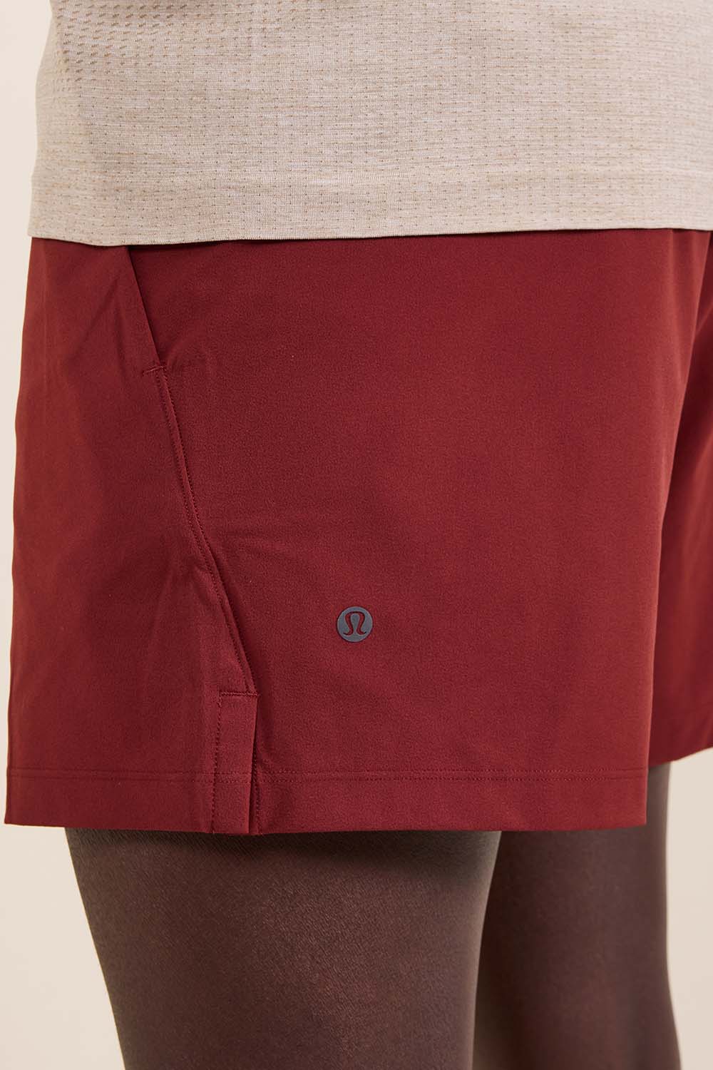 תמונת תקריב דוגמן של Zeroed In Linerless Short 5