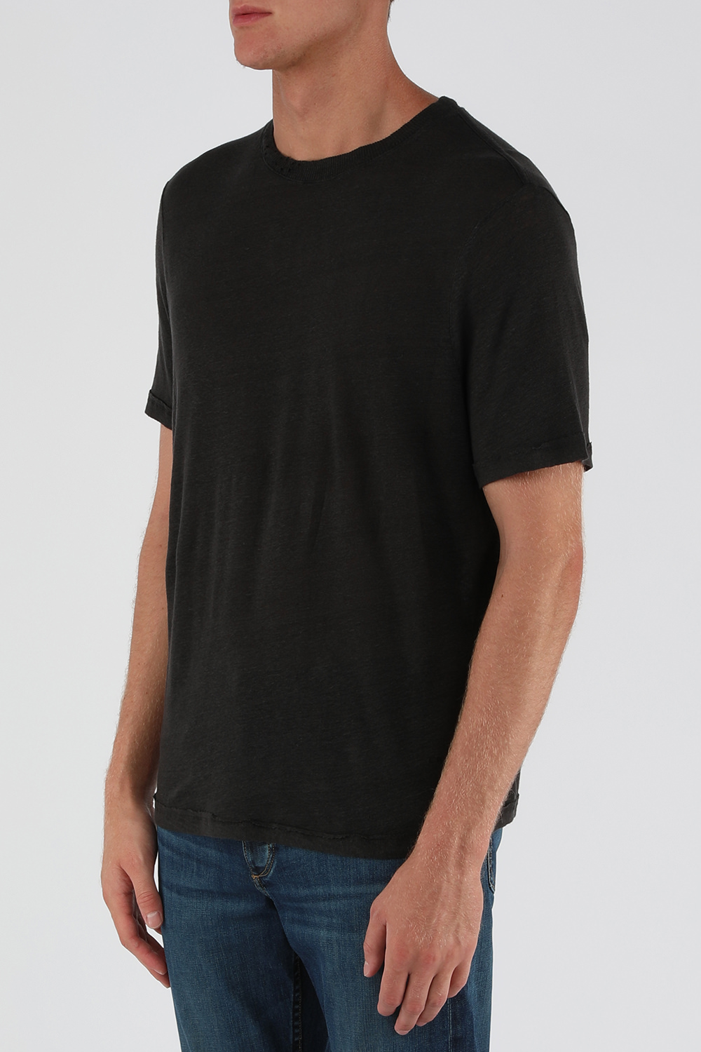 תמונת דוגמן קידמית של חולצת טי מפשתן עם פרמים