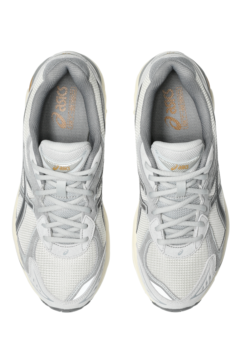 תמונת פנים של נעלי סניקרס 2160