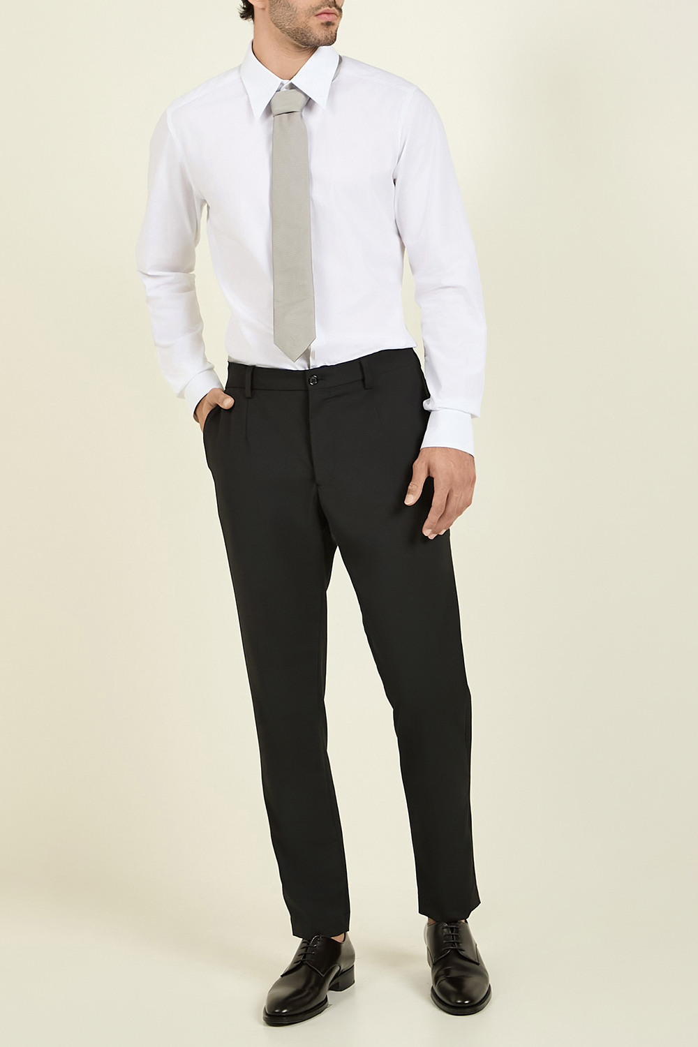 תמונת דוגמן קידמית של עניבת משי