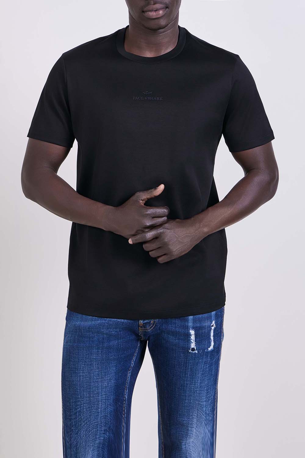 תמונת דוגמן קידמית של חולצת טי