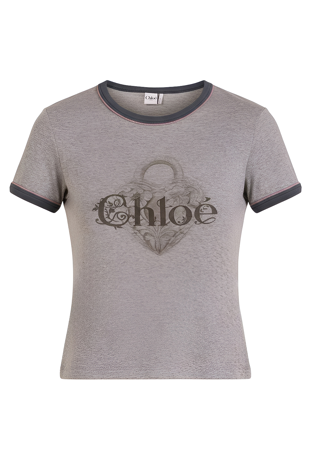 תמונה קידמית של חולצת טי