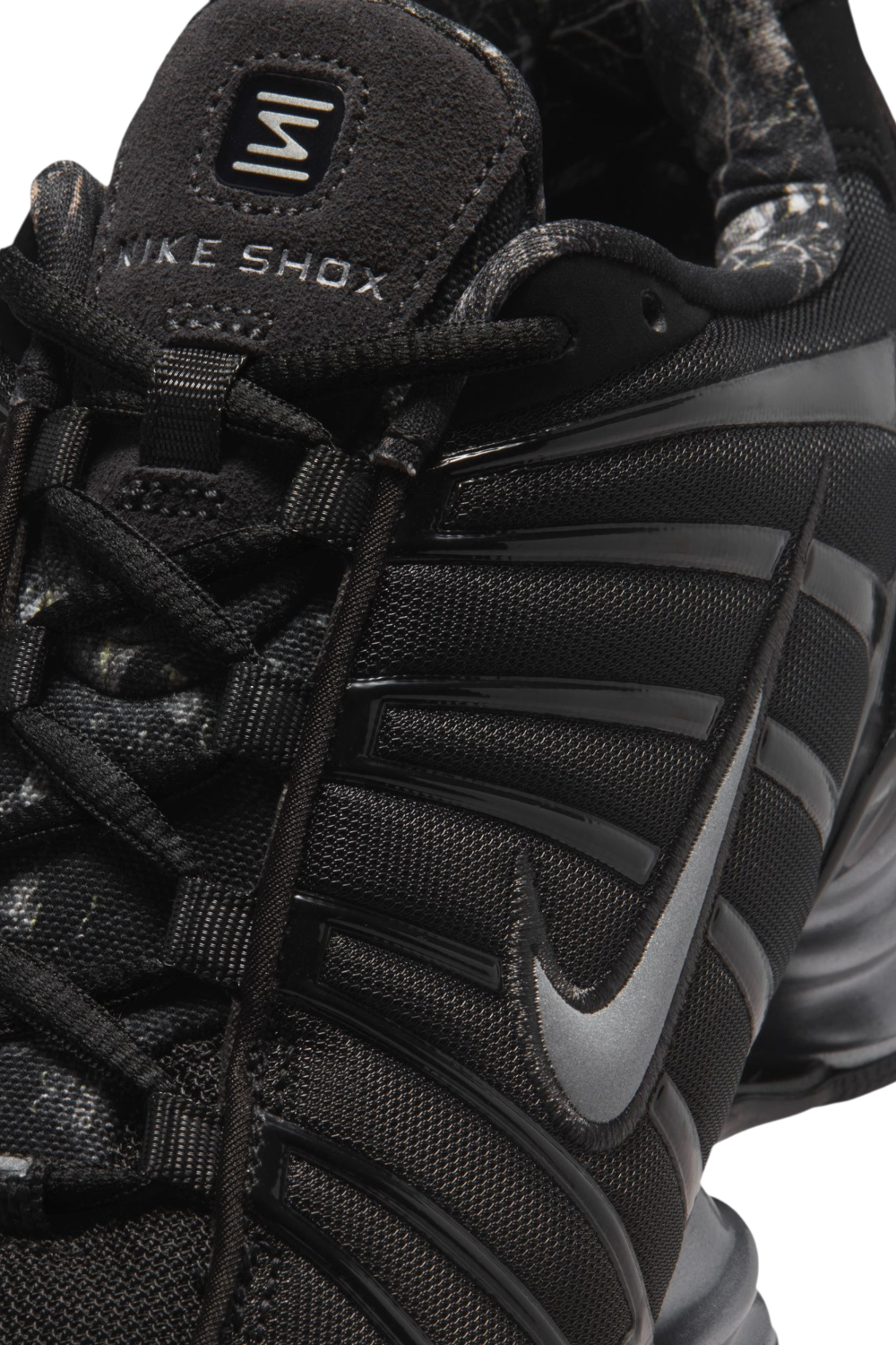 נעלי סניקרס שוקס טי־אל