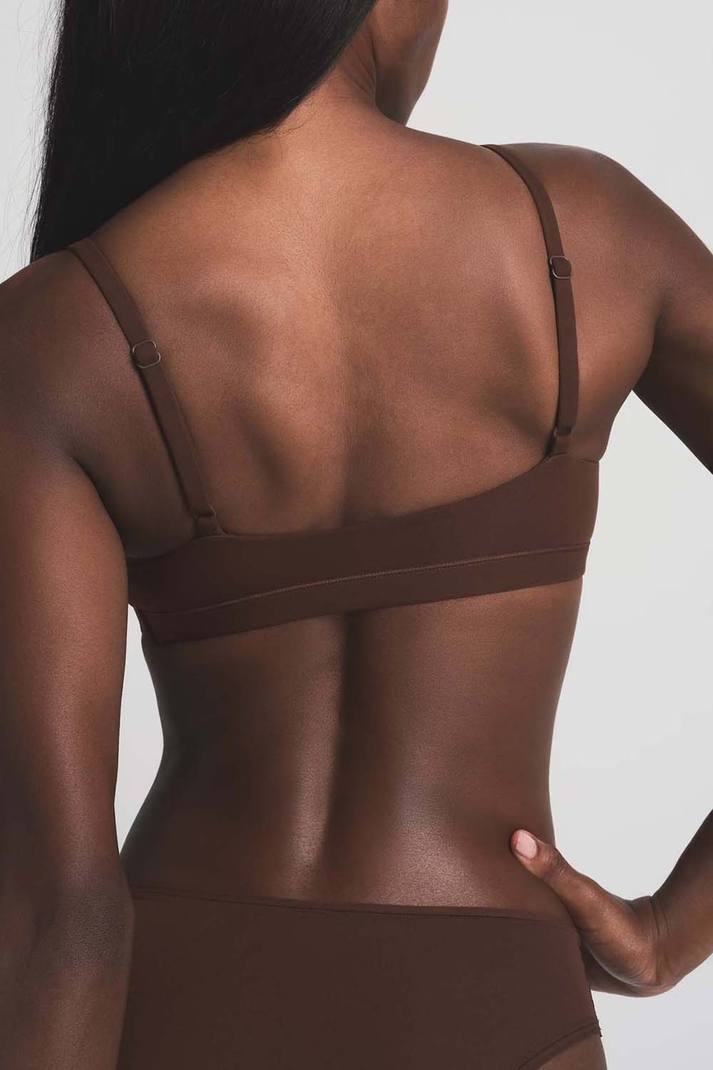 תמונת דוגמן אחורית של SCOOP BRALETTE