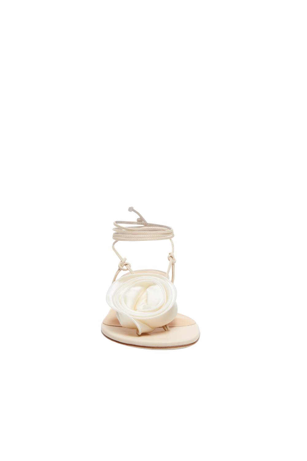 תמונת תקריב של סנדלי קשירה