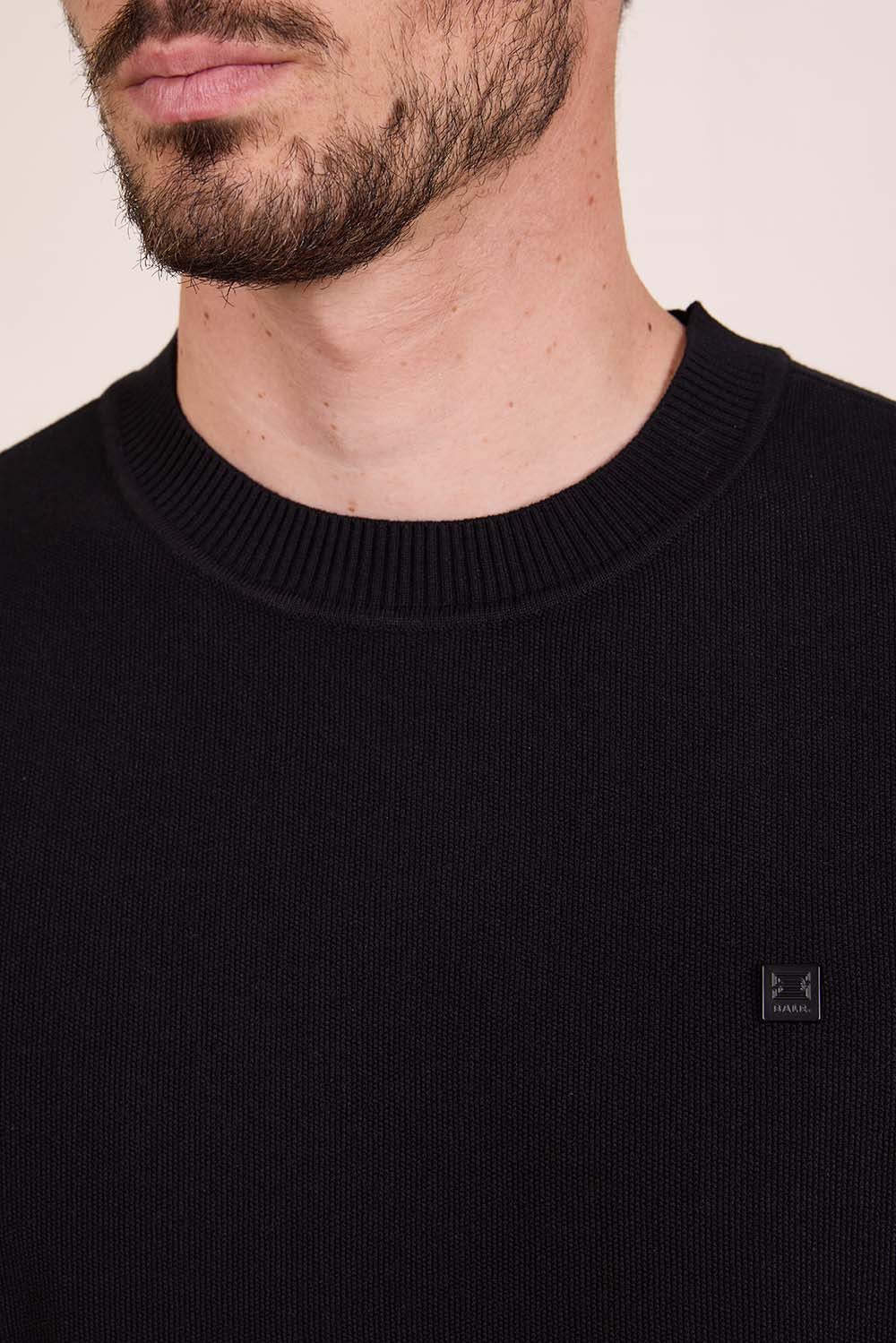 תמונת תקריב דוגמן של סריג טי אוברסייז