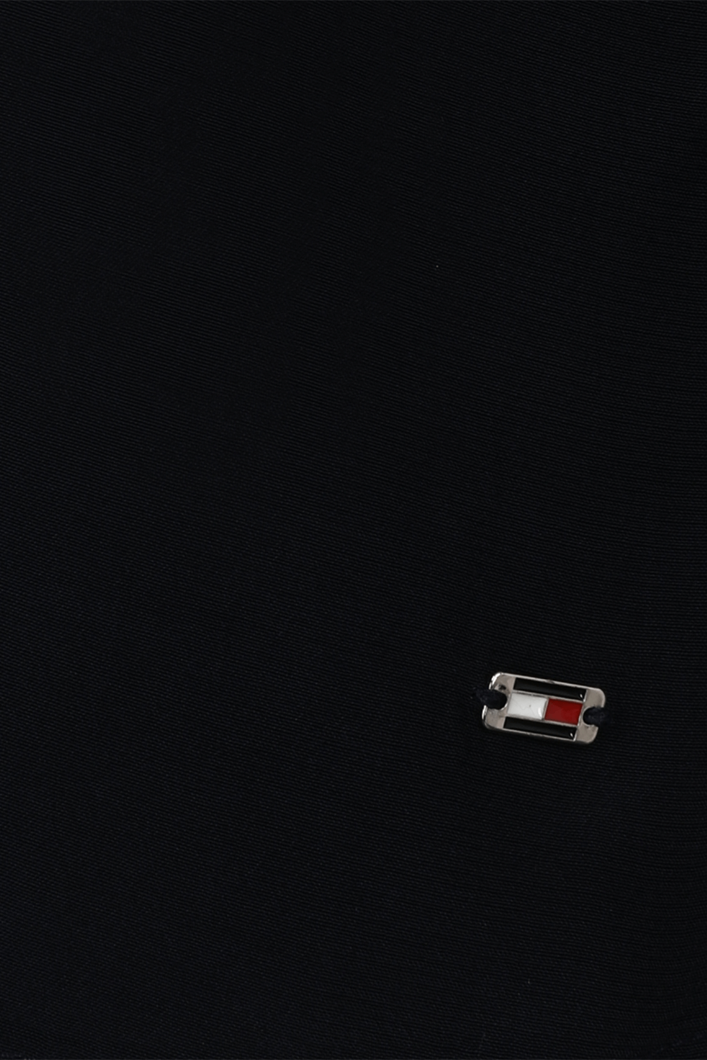 תמונה אחורית של חולצת וי ארוכה