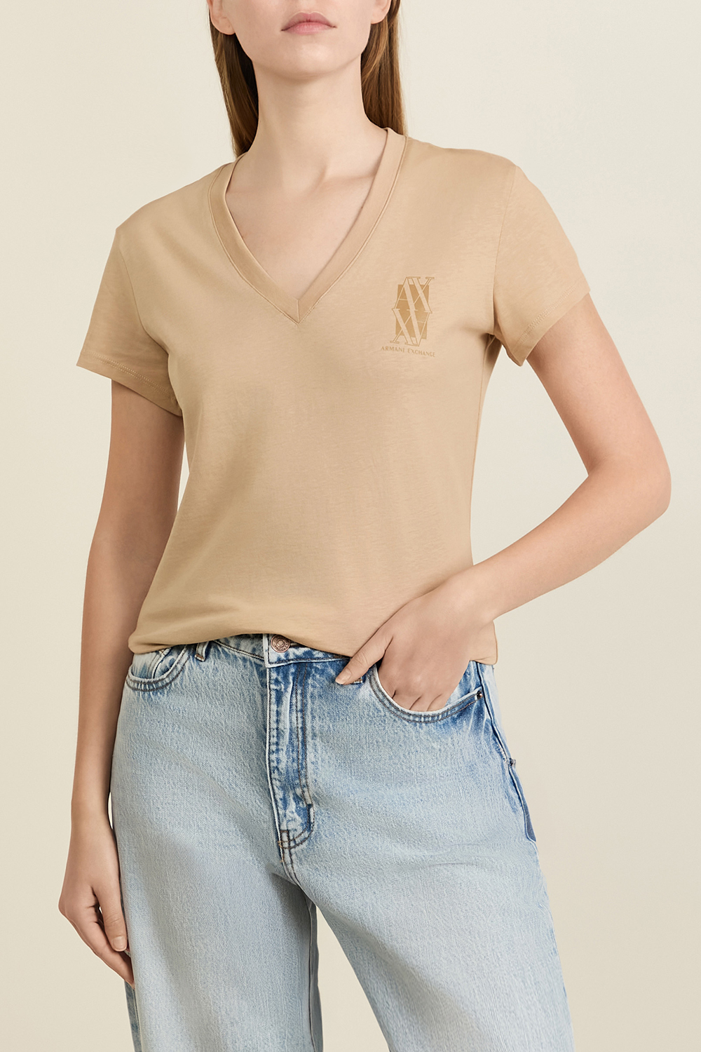 תמונת דוגמן קידמית של חולצת טי