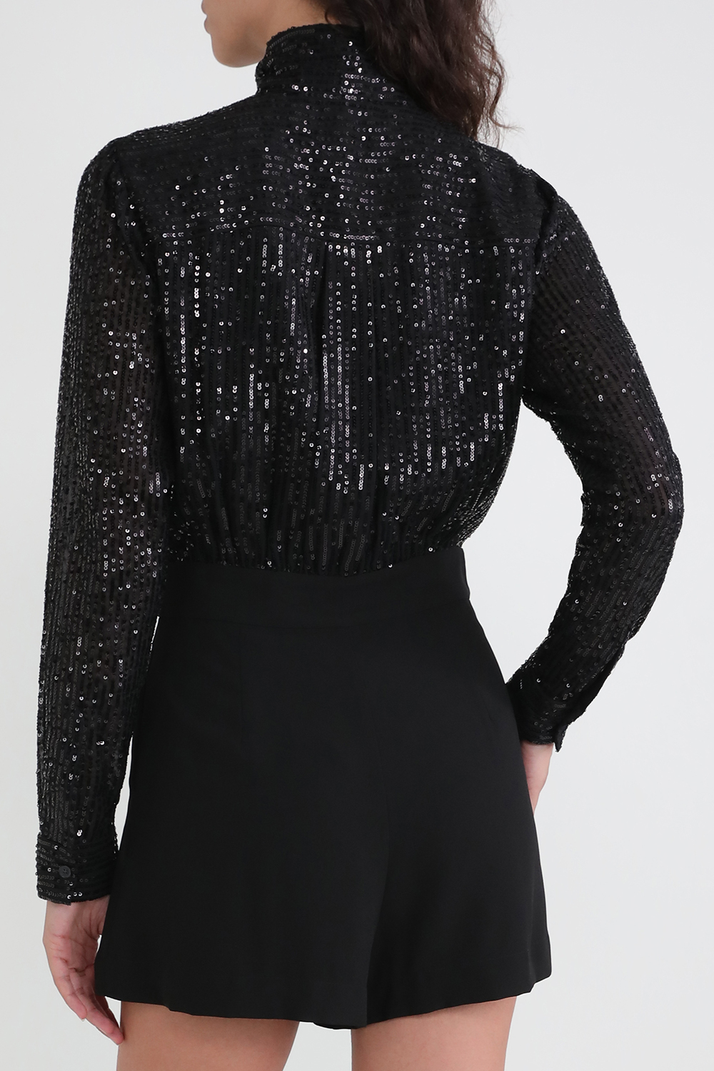 תמונת דוגמן אחורית של אוברול פייטים