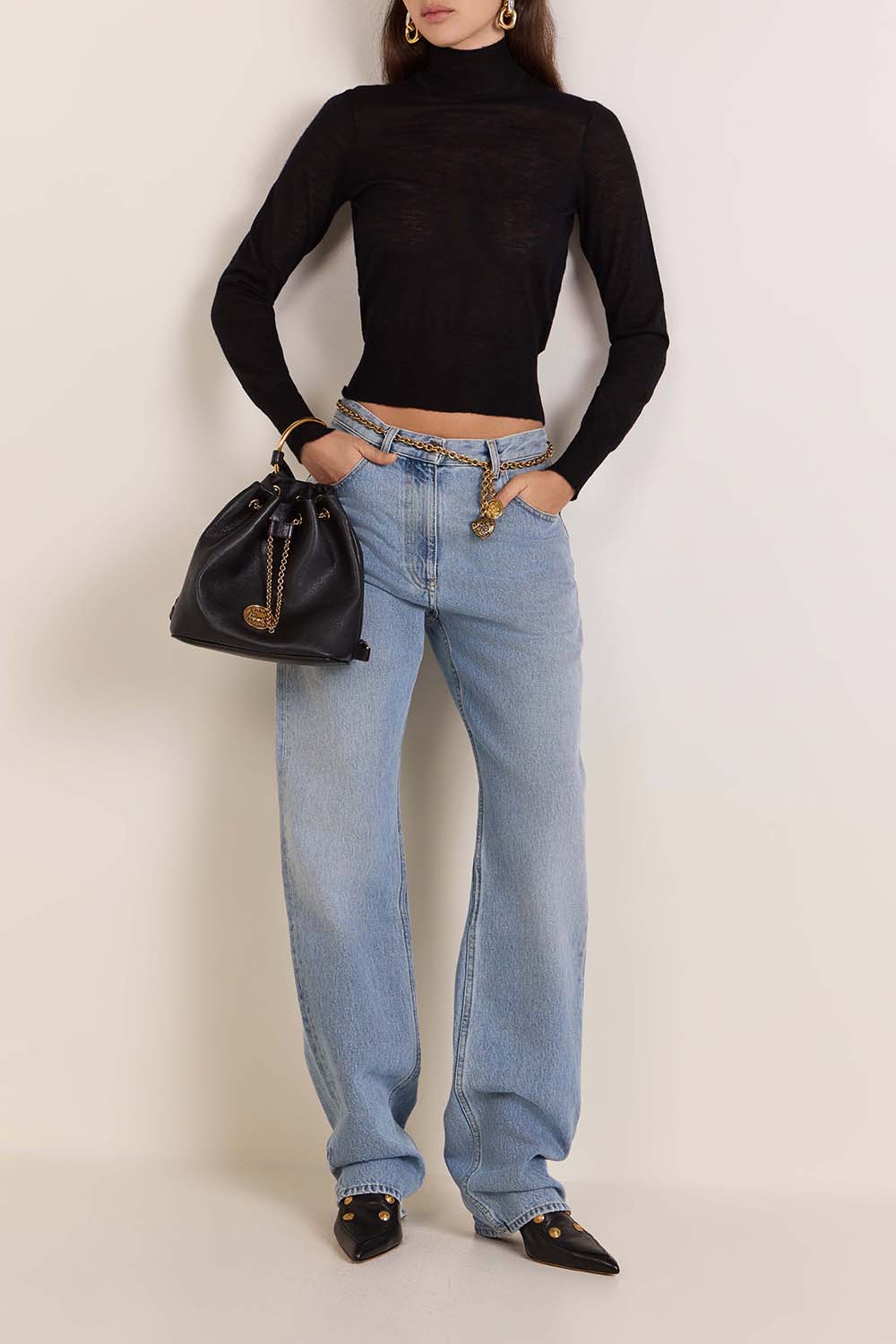 תמונת דוגמן קידמית של חגורת שרשרת