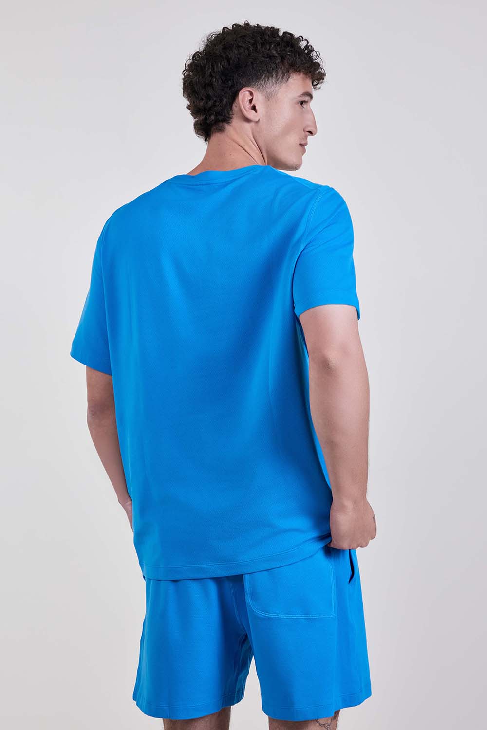 תמונת דוגמן אחורית של Mesh Soft Jersey Short Sleeve