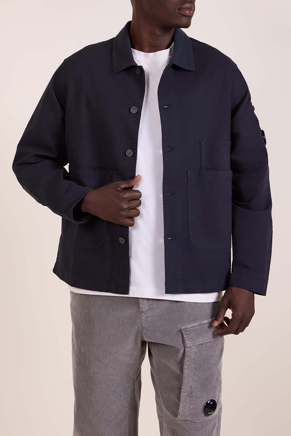 תמונת דוגמן קידמית של ז'קט קל בגזרה רגילה