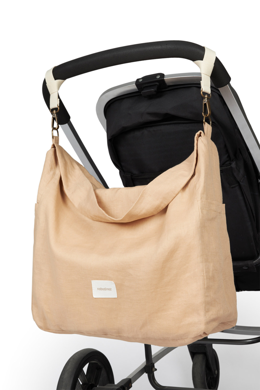 תמונת אווירה של תיק החתלה מפשתן צרפתי