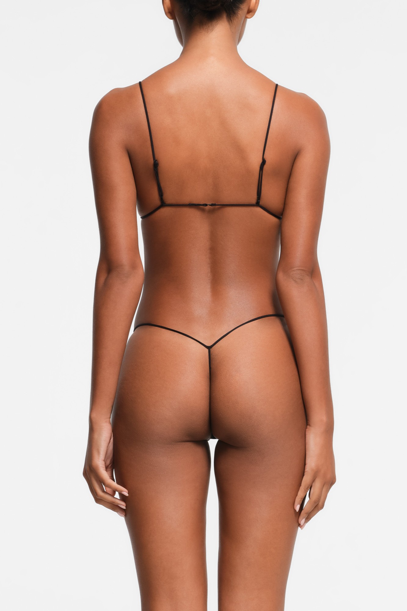 תמונת דוגמן אחורית של MICRO TRIANGLE BRALETTE