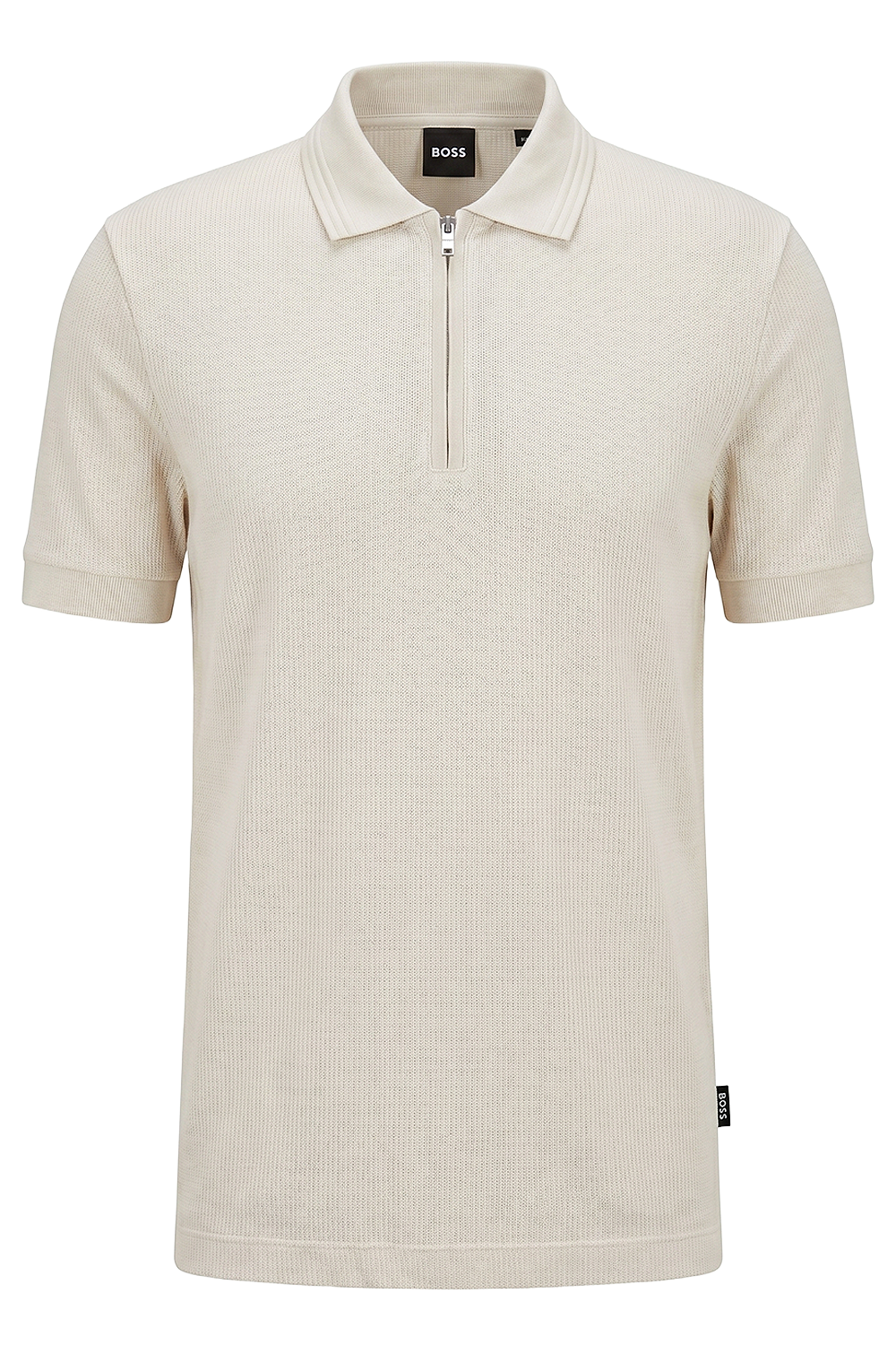 תמונה קידמית של חולצת פולו