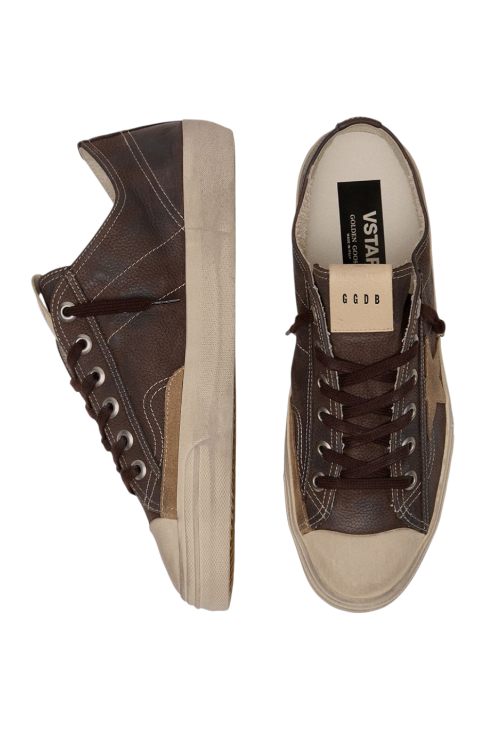 תמונת פנים של נעלי סניקרס