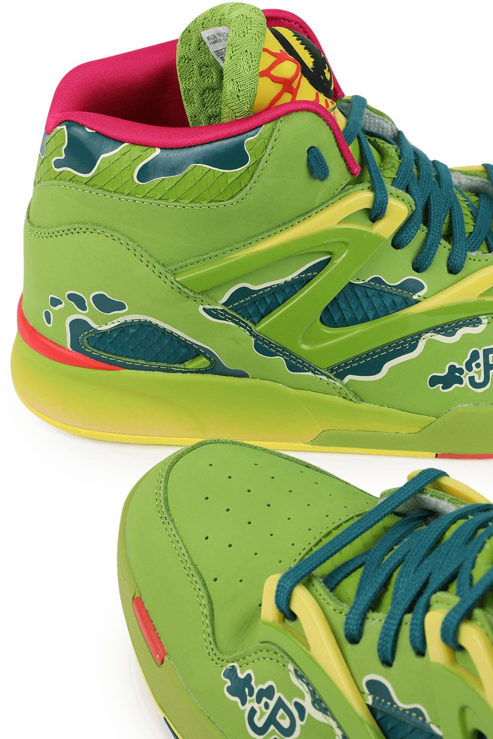 תמונת תקריב של Jurassic Park Pump Omni Zone II Shoes