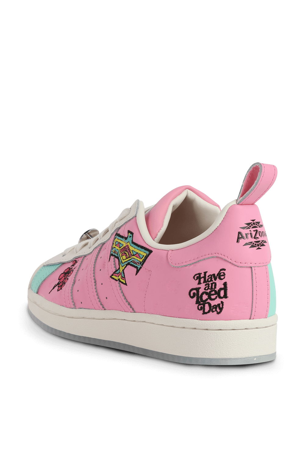 תמונת תקריב של Adidas X Arizona Iced Tea - Superstar in Multi Pastel