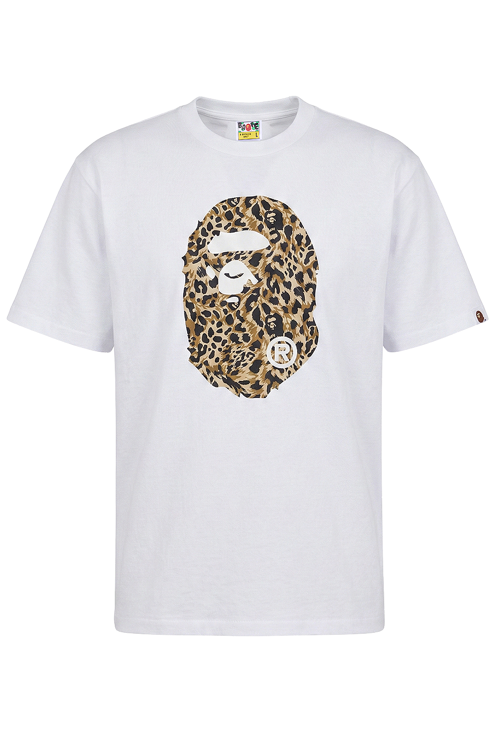 תמונה קידמית של חולצת טי בגזרה משוחררת