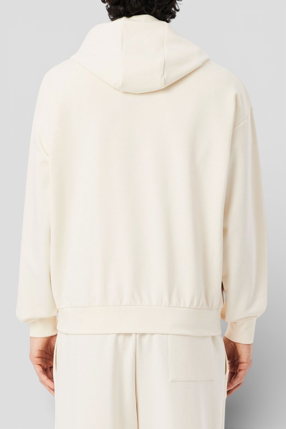 תמונת דוגמן אחורית של קפוצ&rsquo;ון