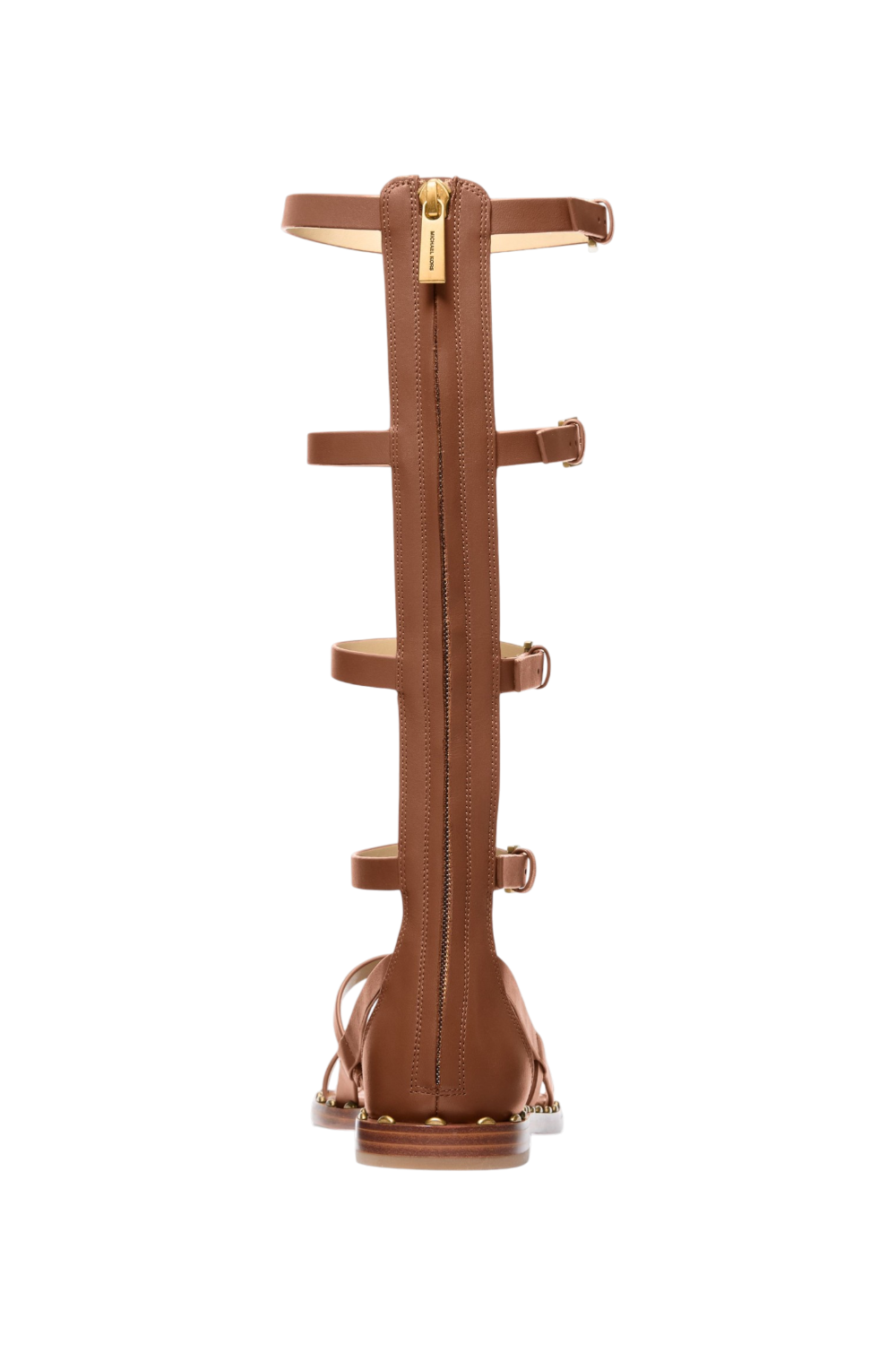 תמונת תקריב של סנדלים