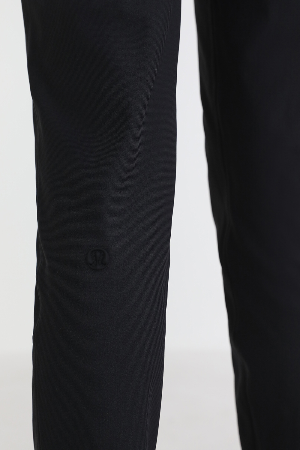 lululemon lululemon Warpstreme Multi-Pocket Mid-Rise Golf Pant 28