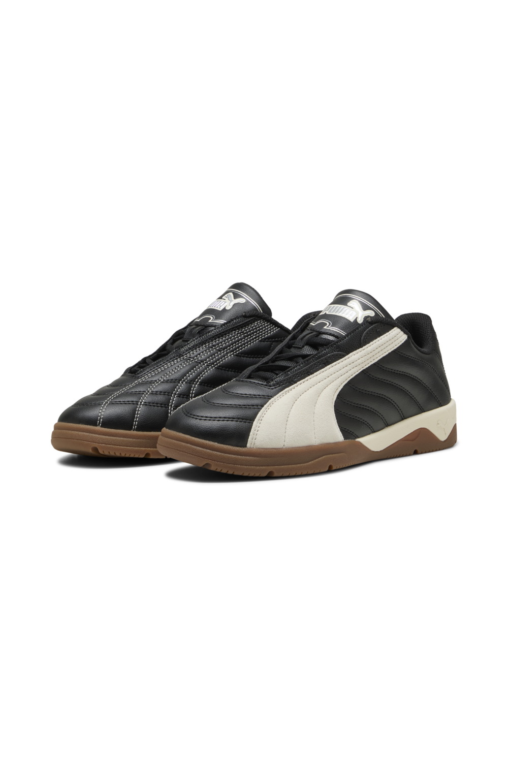 תמונת תקריב של נעלי סניקרס טיפוזי קלצ'ו אל־אס