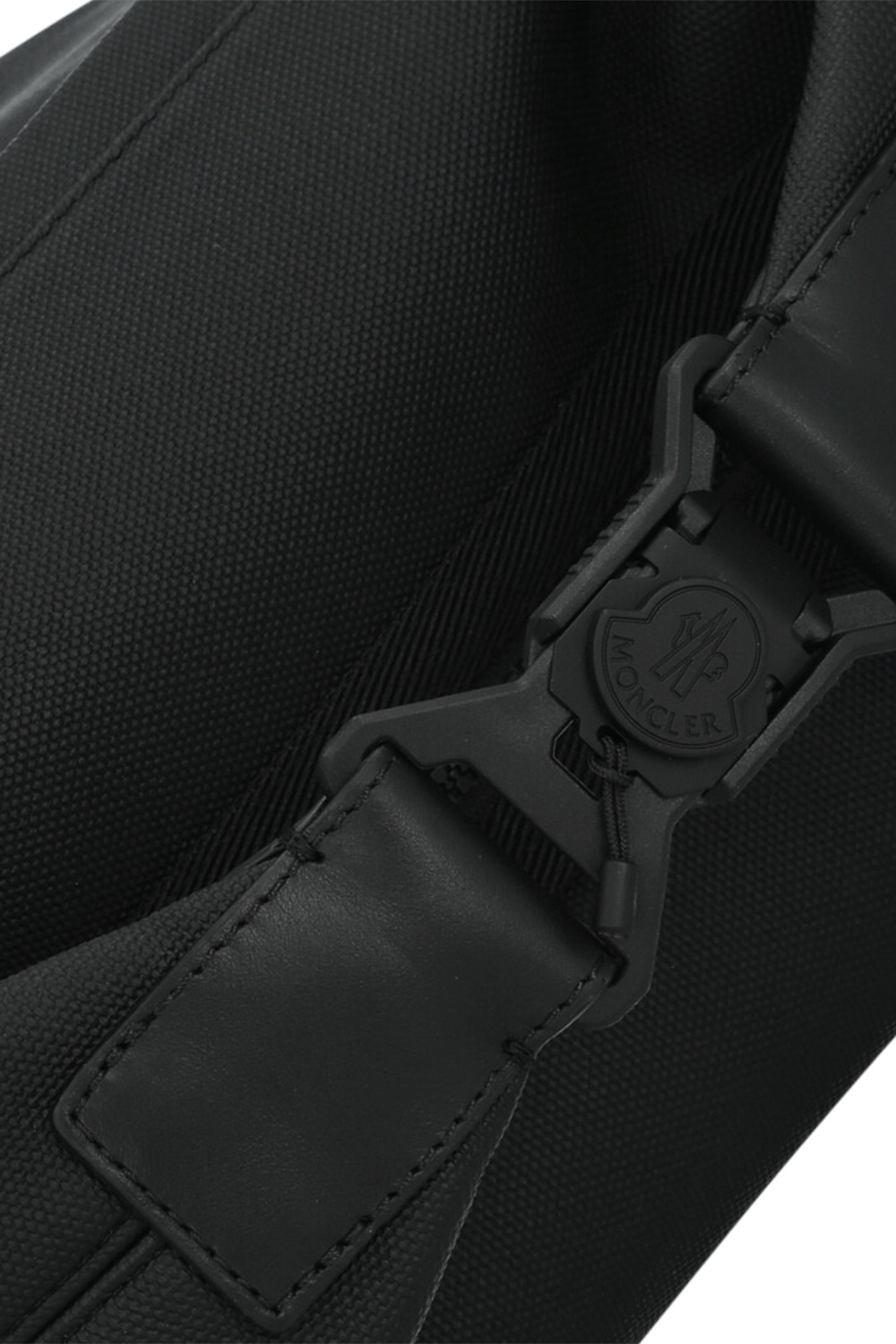 תמונת תקריב של תיק נשיאה