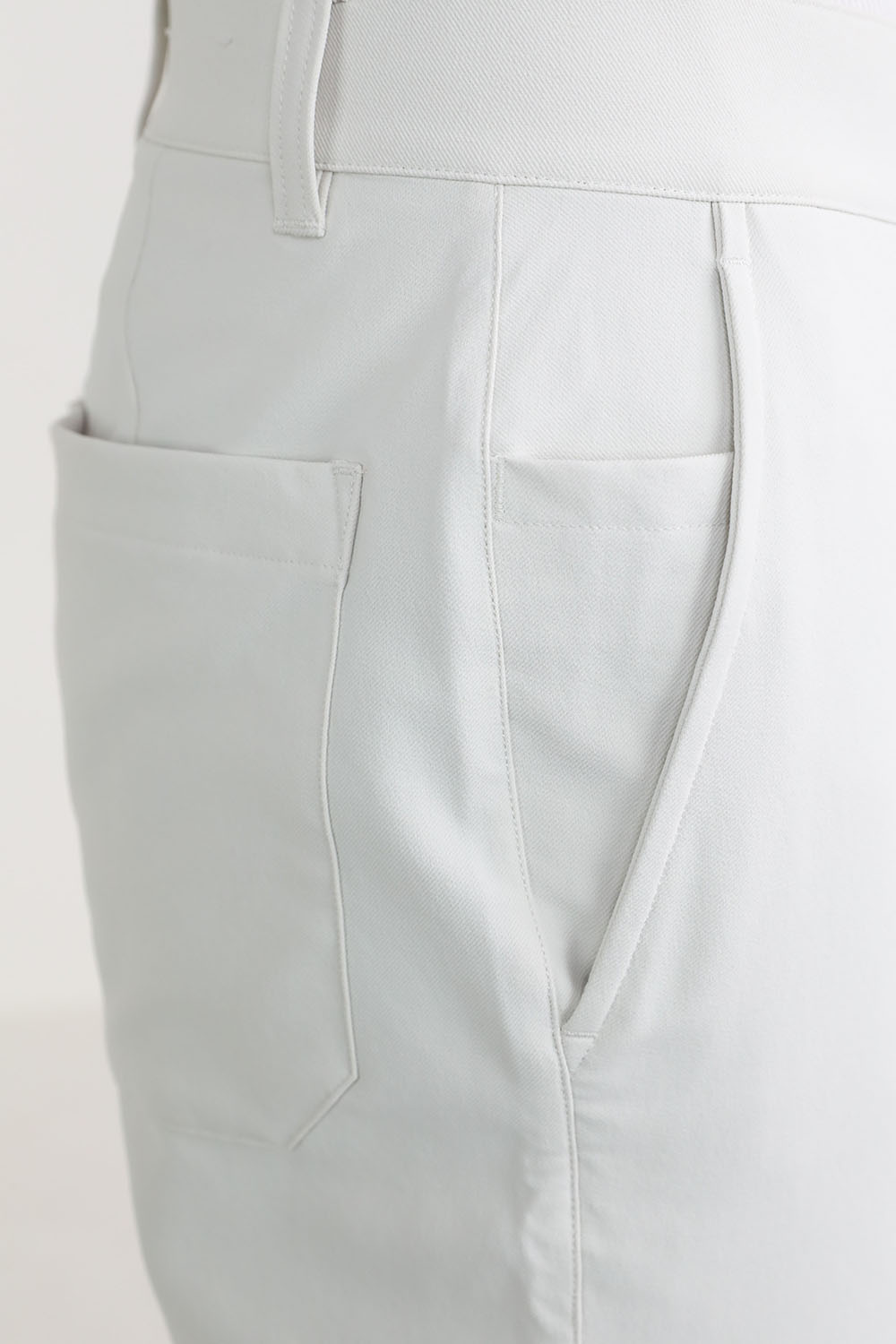 Slim-Tapered Twill Trouser *Cropped LULULEMON