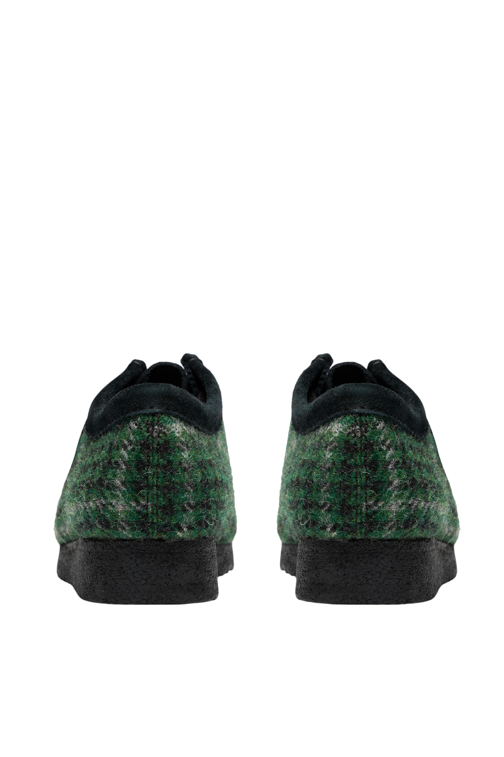 תמונת תקריב של נעלי מוקסינים האריס