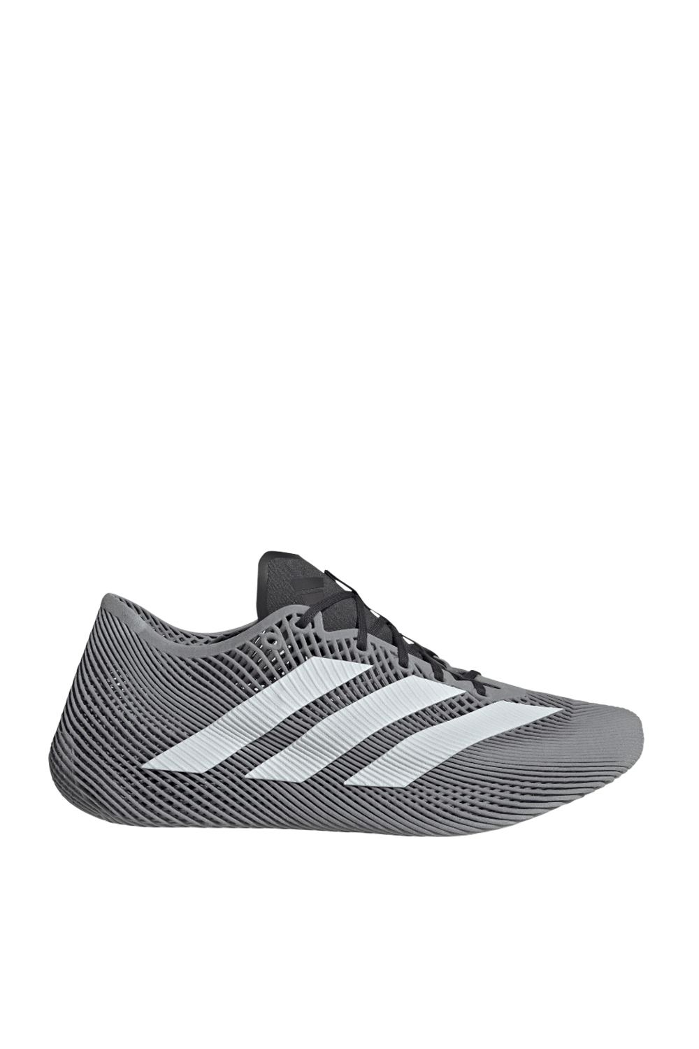 תמונה קידמית של נעלי סניקרס