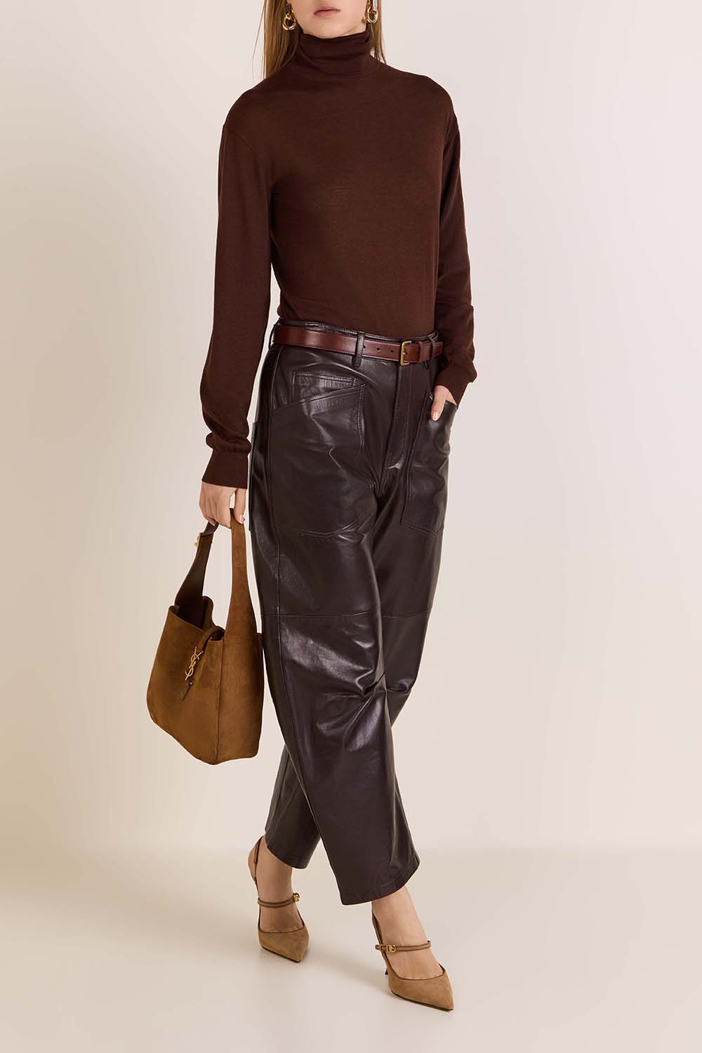 תמונת דוגמן קידמית של חגורה