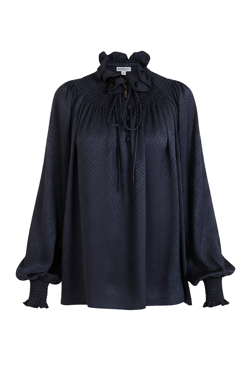 תמונה קידמית של חולצה רומנטית