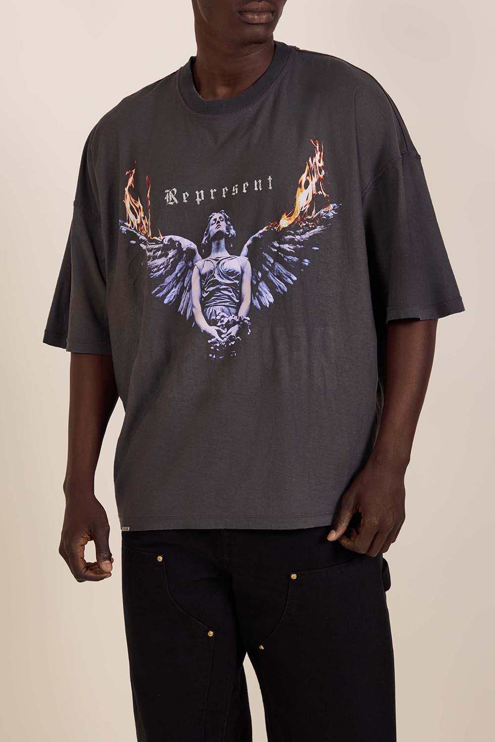 תמונת דוגמן אחורית של חולצת טי דו-צדדית