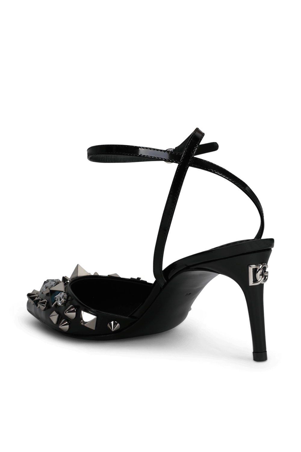 תמונה אחורית של סנדלי עקב נמוכים מעור עם עיטורי ניטים