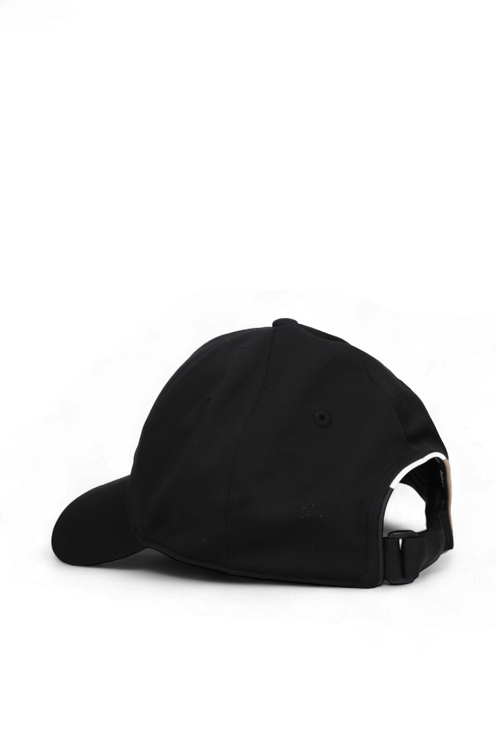 תמונה אחורית של כובע מצחייה