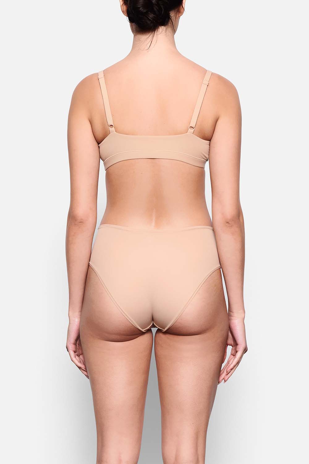 תמונת דוגמן אחורית של BRIEF