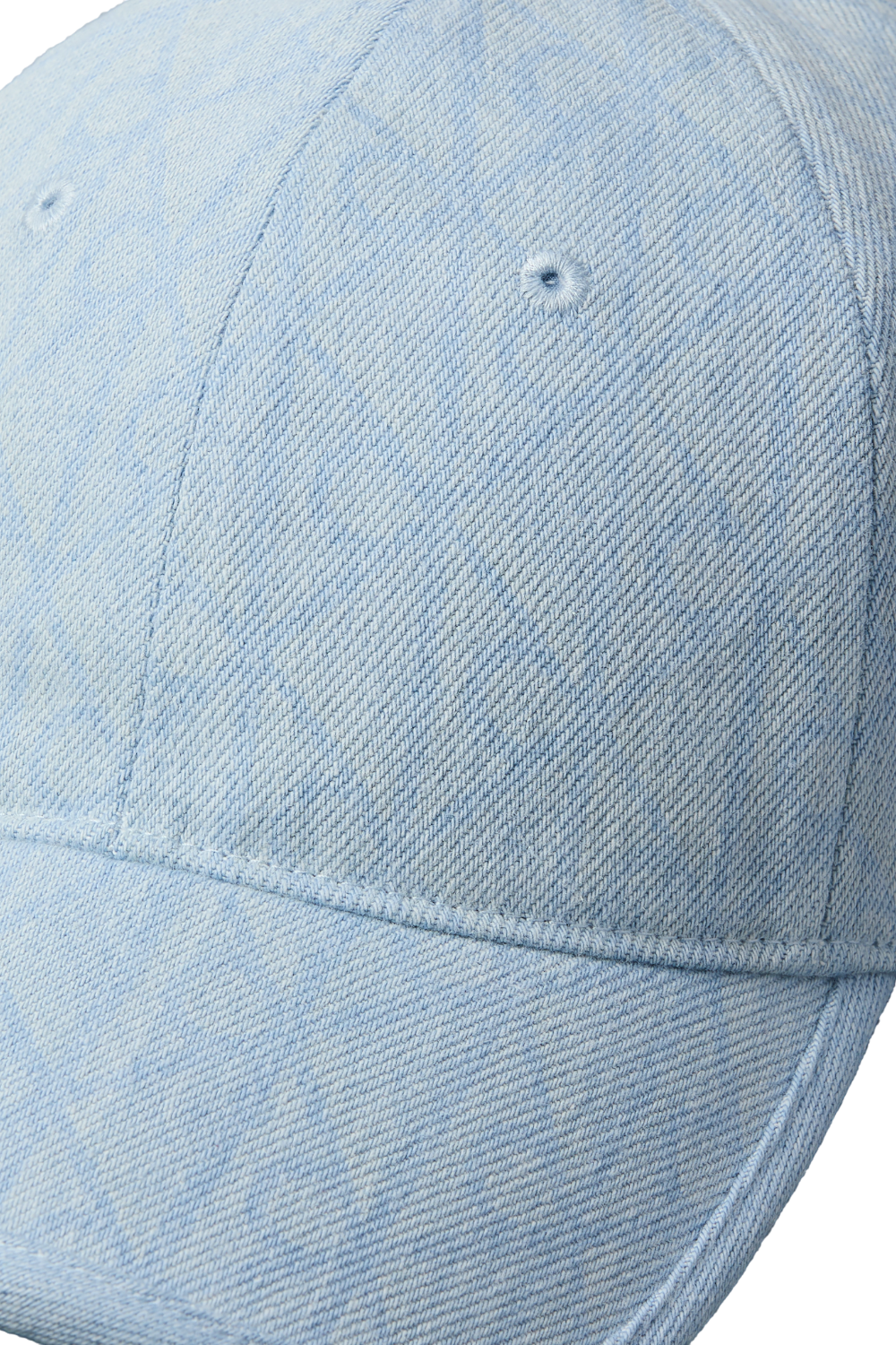 תמונת תקריב של כובע מצחייה