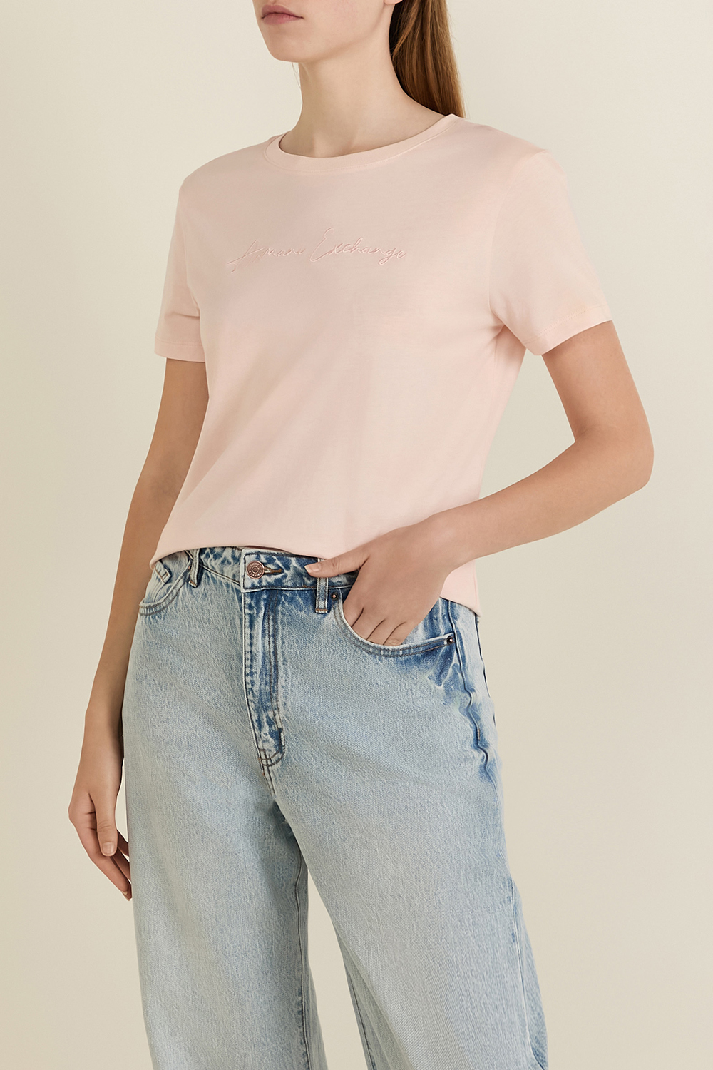 תמונת דוגמן קידמית של חולצת טי