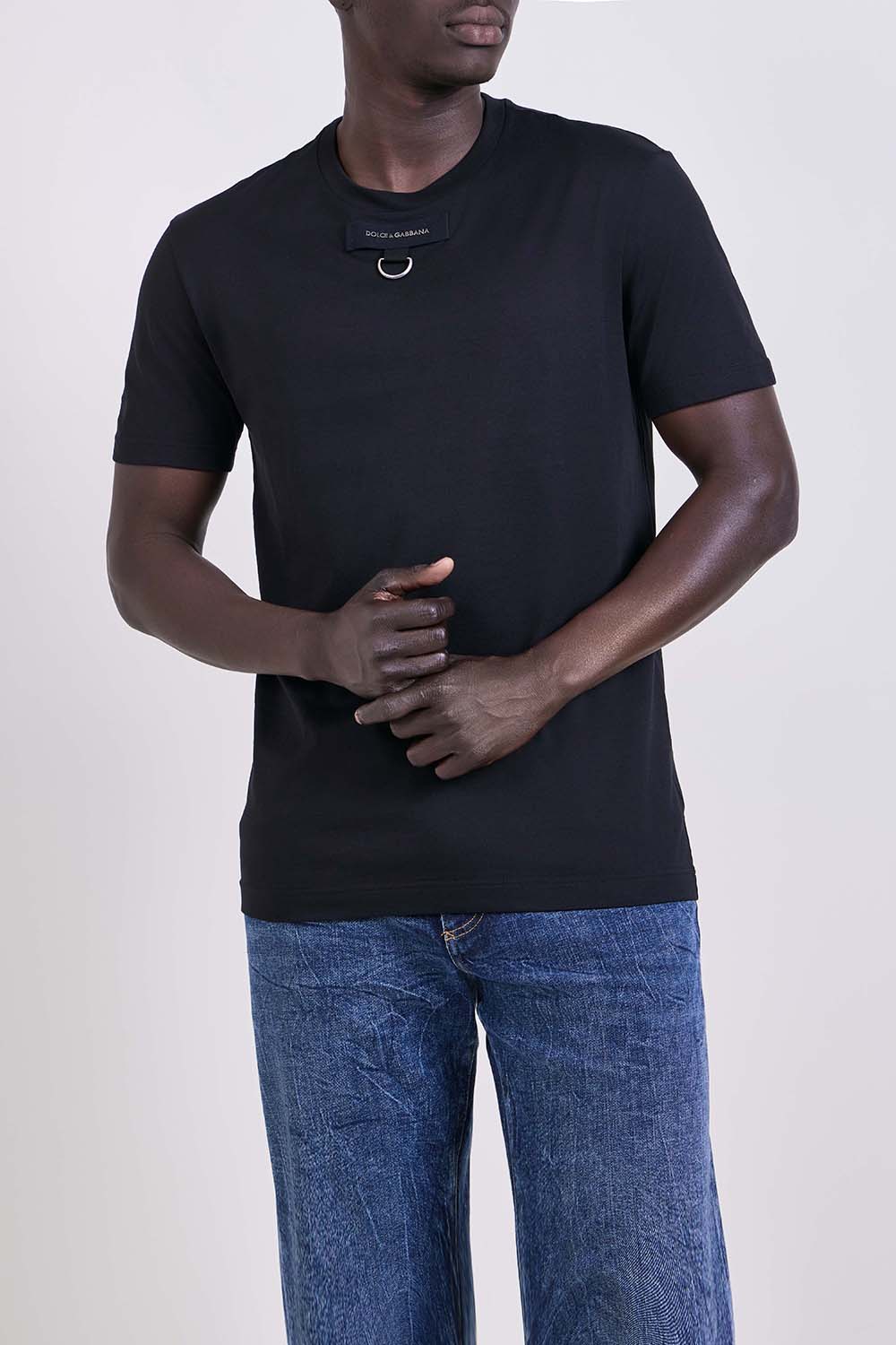 תמונת דוגמן קידמית של חולצת טי