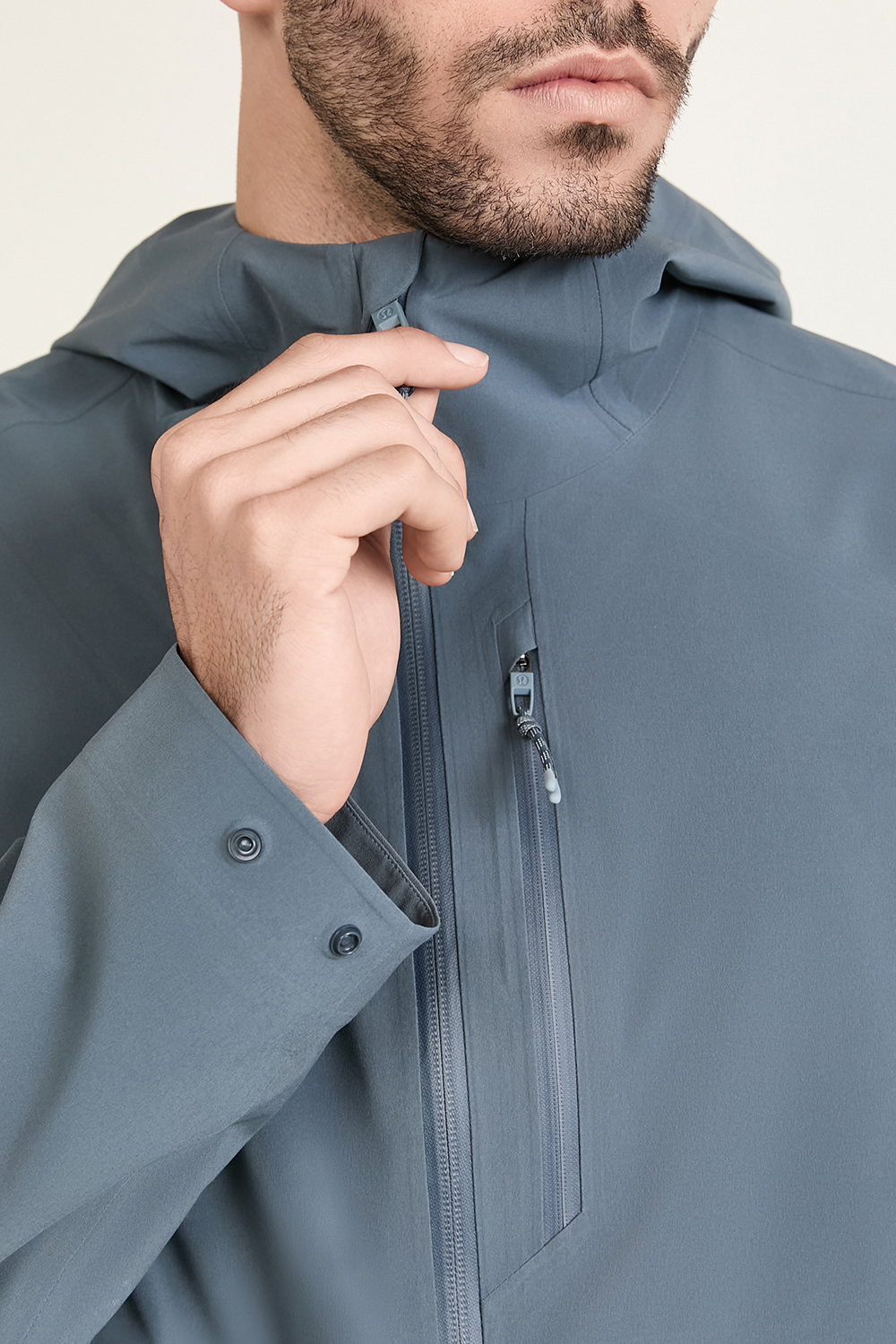 תמונת תקריב דוגמן של City-to-Hike Waterproof Jacket