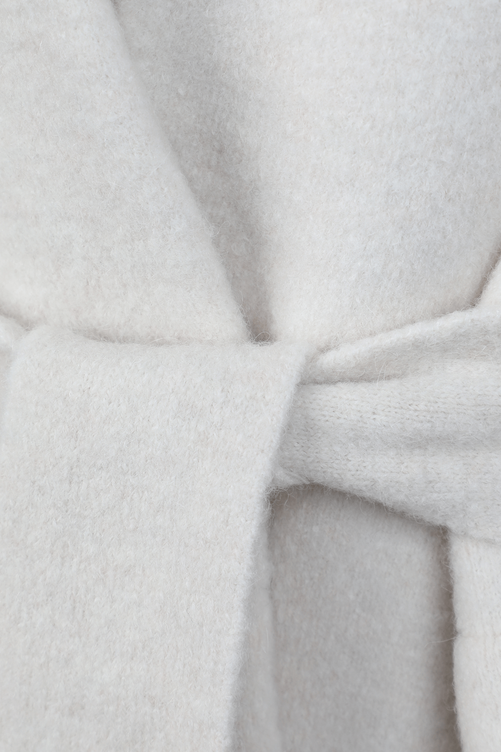 תמונה אחורית של Belted Cardigan Coat in Oof White