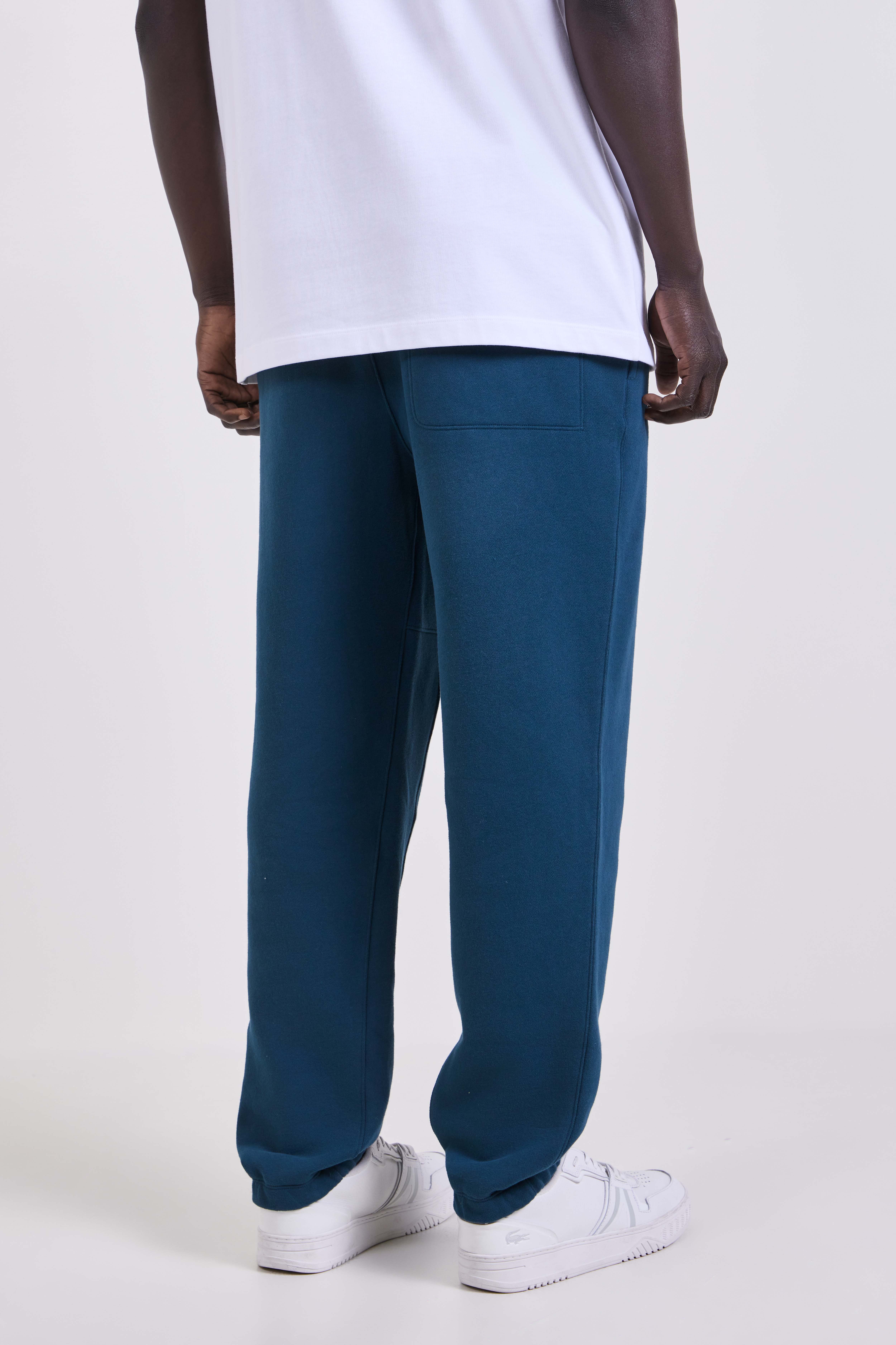תמונת דוגמן אחורית של Steady State Classic-Fit Jogger Regular