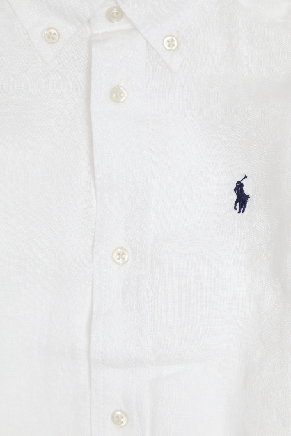 תמונה אחורית של גילאי 3-4 חולצת פשתן מכופתרת עם לוגו בגוון לבן